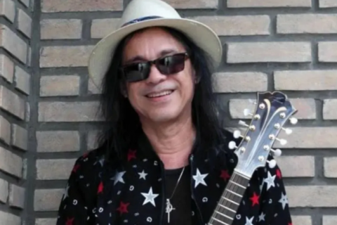 Morre fundador e ex-vocalista do Chiclete com Banana aos 64 anos