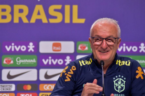 Dorival Júnior lista 55 jogadores para primeira convocação que acontecerá nesta sexta-feira