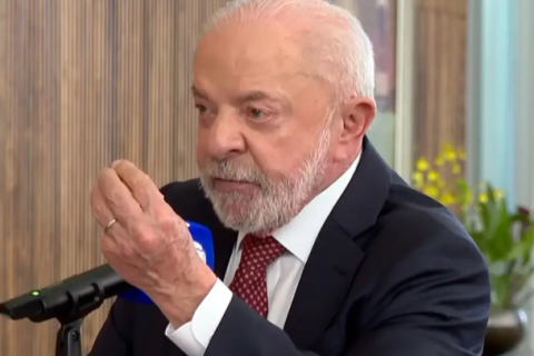 Lula pede ao TSE inelegibilidade de Flávio Bolsonaro por suposto abuso econômico em Barretos