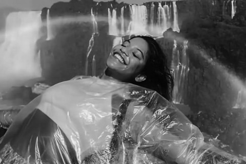 Translado é antecipado e corpo de brasileira morta na Indonésia deve chegar a SP nesta terça-feira