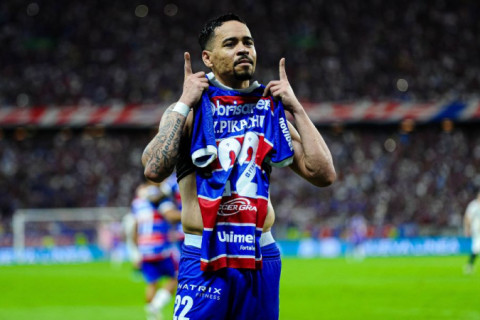 Fortaleza vence Rosario Central e pega o Corinthians nas quartas da Sul-Americana