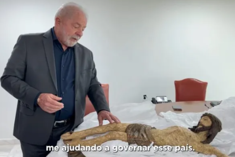 Lula provoca reação ao falar sobre celibato e participação feminina na Igreja Católica