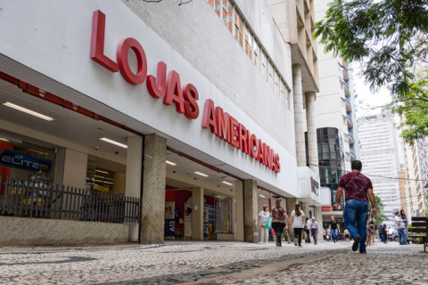 Ex-diretora da Americanas transferiu R$ 13 milhões ao filho 20 dias antes de escândalo contábil