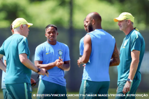 Brasil faz último treino antes de encarar Noruega pelas oitavas