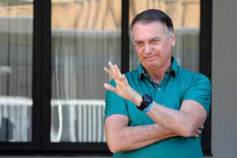 Michelle revela como Bolsonaro reagiu ao resultado do primeiro turno das eleições