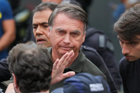 Defesa de Bolsonaro pede ao STF anulação de condenação por trama golpista