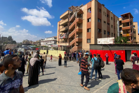 Hospital bombardeado em Gaza por Israel era usado por jornalistas para transmissões ao vivo